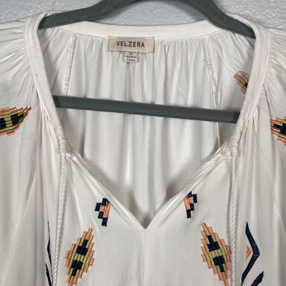 Velzera Aztec inspired embroidered split neck tassel tie top size medium - Picture 2 of 8